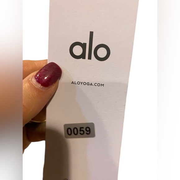 NWT Alo Yoga sports bra Size XS - Picture 5 of 5